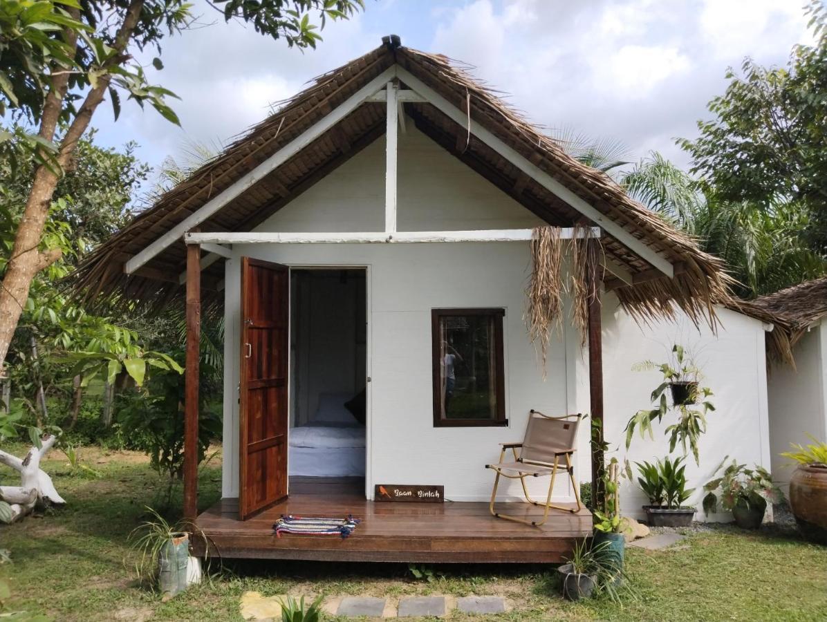 Baan Farang Homestay Phra Saeng Ban Nam Dam Exterior foto